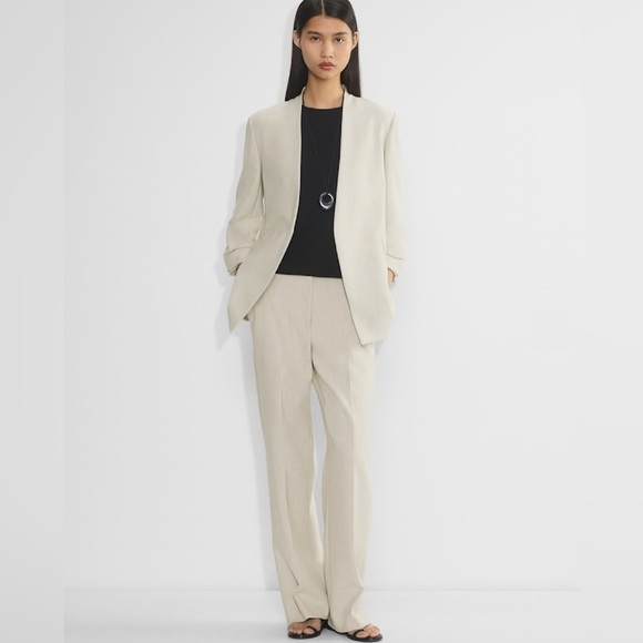 Aritzia Pants - Aritzia Babaton Agency Pant - (Re)ssential